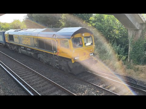 Class 66 | 66705 ‘Golden Jubilee’ | GB Railfreight