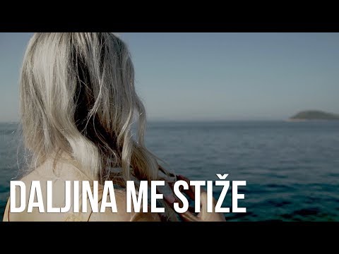 Daljina me stiže - Klapa Žrnovnica i Lucija Mušac (OFFICIAL VIDEO)