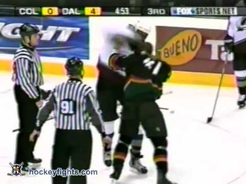 Peter Worrell vs Aaron Downey
