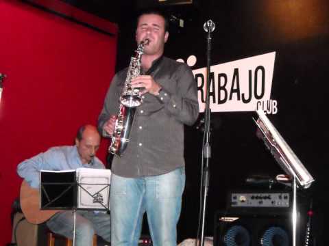 Pablo Estellés en el "Contrabajo" - The girl from Ipanema (Antônio Carlos Jobim)