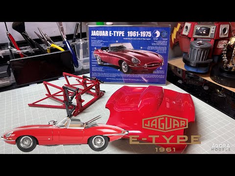 Agora Models Build the 1961 E Type Jaguar 1:8 Scale - Pack 3 - Stages 16-23