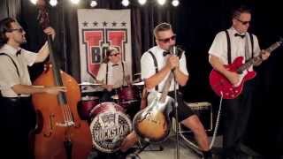 Université Music Video