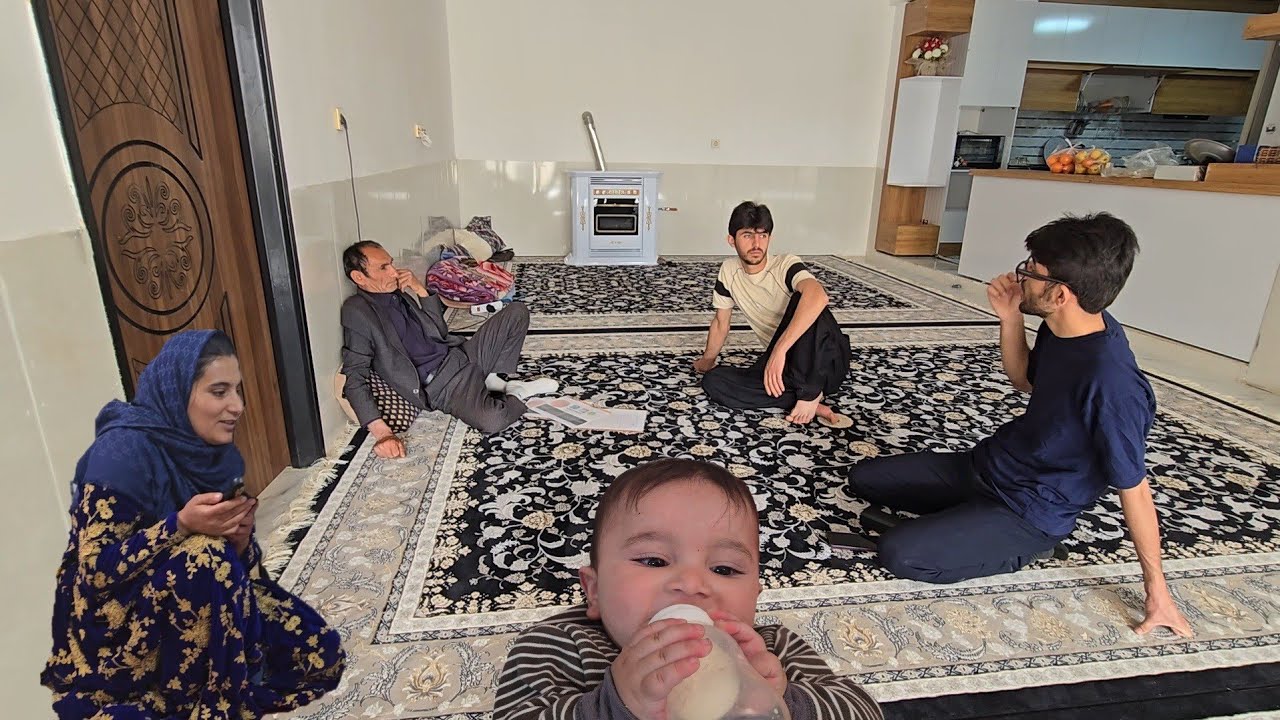 Ali's eye problems. Father and Kianoush return home after taking pictures of his father's eyes.