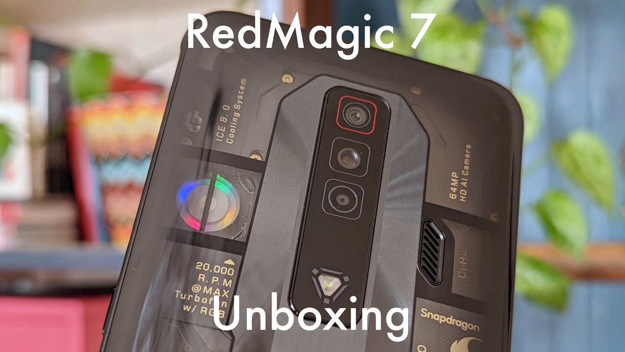 RedMagic 7 unboxing ($629):  Snapdragon 8 Gen 1 and 165Hz display!
