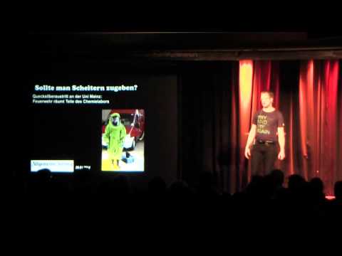 14. Science Slam Karlsruhe - Felix Spenkuch: „Scheitern in der Wissenschaft“