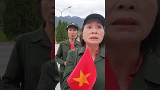 🇻🇳GIÚP CÁC BẠN LÀO -MÀ CÁC ANH ĐÃ HY SINH,NAY ĐẾN ĐÓN CÁC ANH ĐI CÙNG BÁC ,CHẮC CÁC ANH VUI LẮM NHA👏
