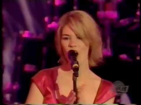 Jennifer Paige-Crush Live !!!!!(1999..) from HIFI vcr !!