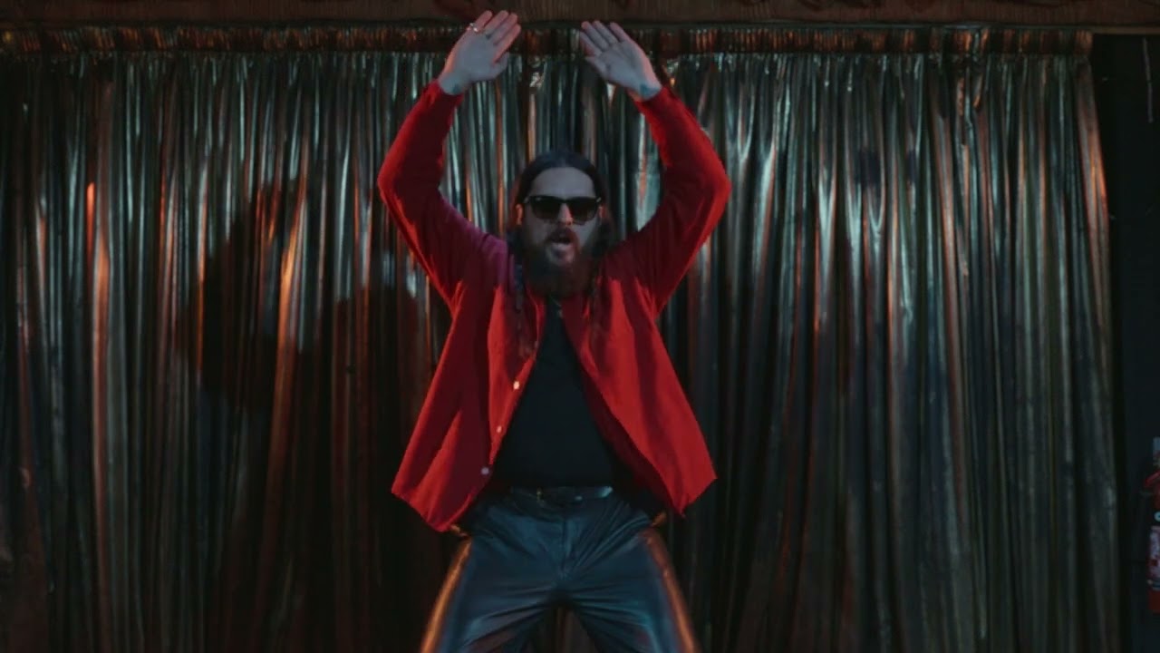 Cruise Ship Designer – Dry Cleaning 和訳 by radictionary