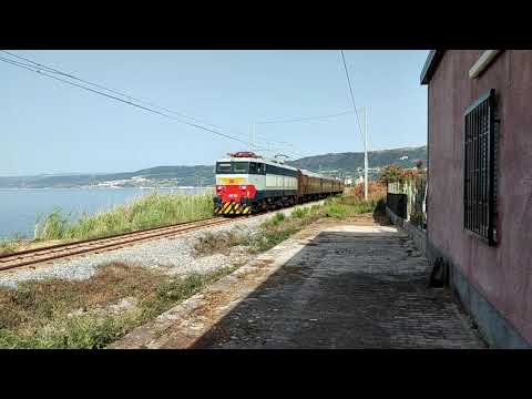 "Treno degli dei" in transito a Trainiti