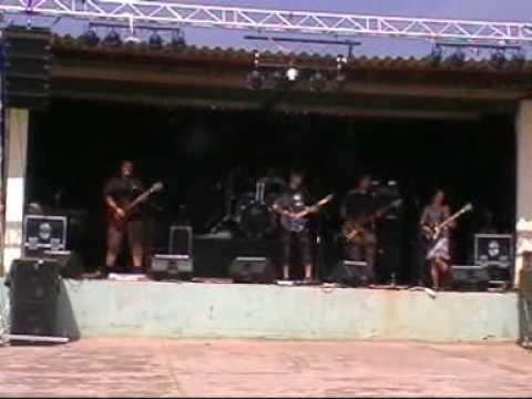 Bústr - Vše nejde obejít