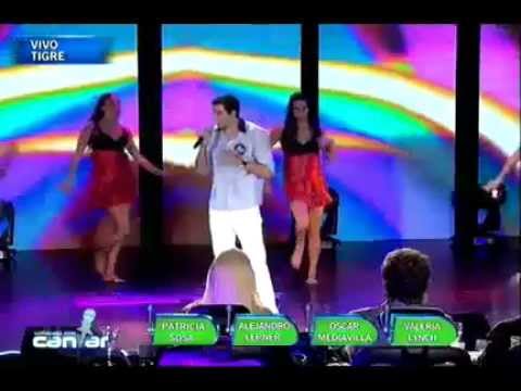 TeleFama.com.ar Gianfranco Nanni cantando en Soñando por cantar