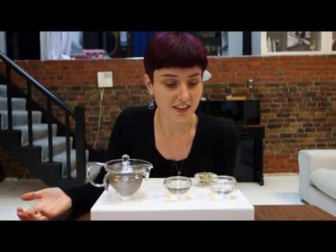 Tea tasting Ya Bao Elder White wild tea from Yunnan