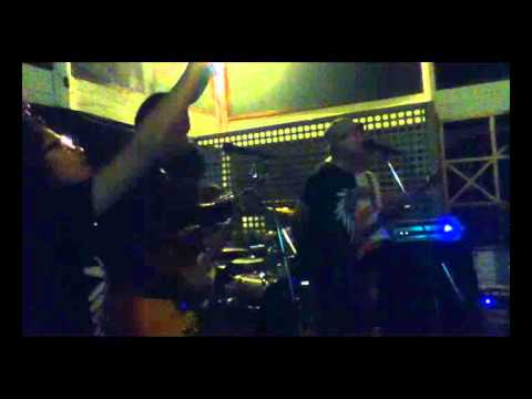 The Fame - Don't go away (Oasis Cover) at GBH 2012 Bandung