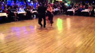 Romina Levin  and Claudio Villagra performing at la Ideal.