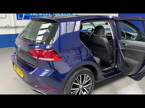 Volkswagen Golf 1.0 TSI