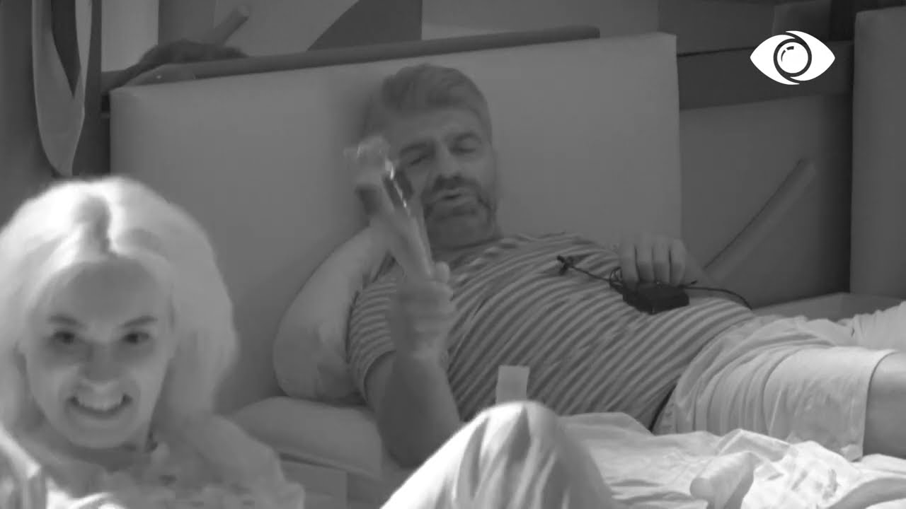 Me mua boll/ Efi debaton me Qetsorin