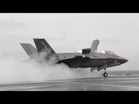 F35 launched from the ski ramp of HMS Queen Elizabeth
