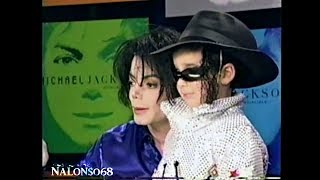 Michael Jackson - Invincible Signing Event 2001 | HD