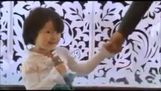 Uzbekistan Singing Sonu Nigam Song  Zoobi Doobi Watch out for the little girl  So cute!