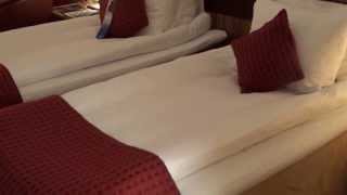 preview picture of video 'Radisson Blu SkyCity, Arlanda Airport, Sweden - Review of a Business Class Room 569'