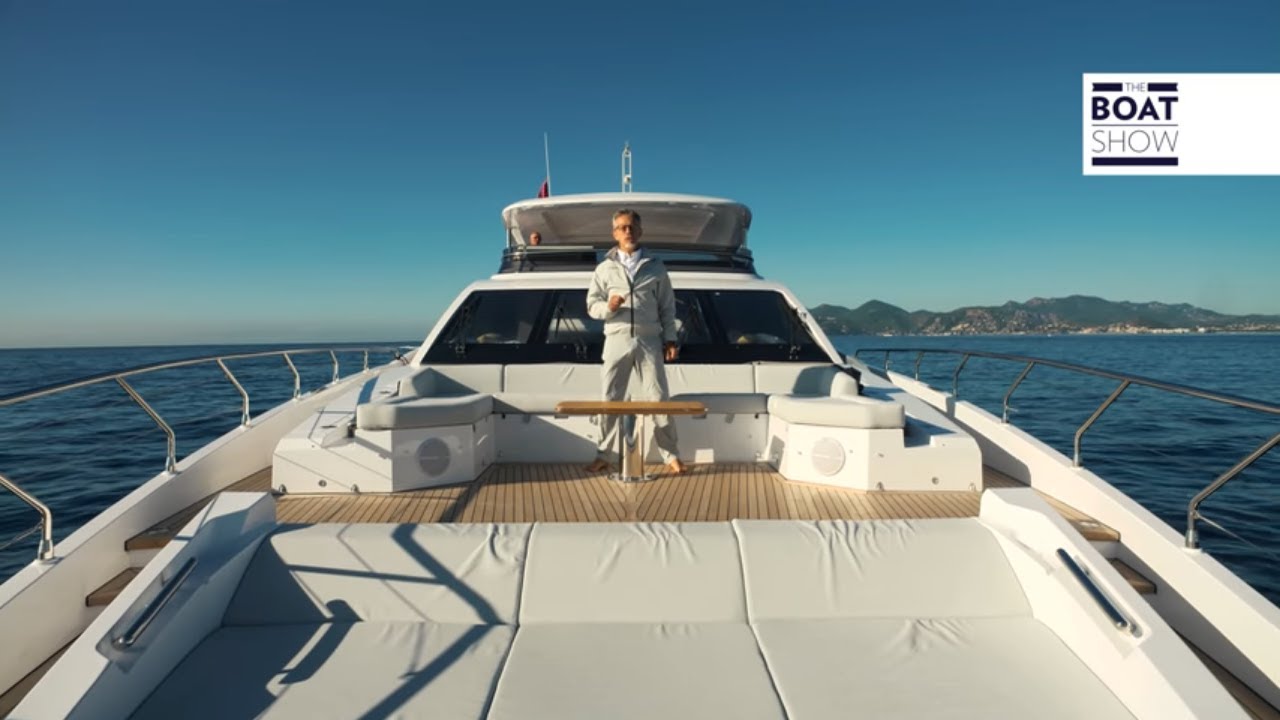 Azimut Grande 27 METRI - Yacht Tour and Review