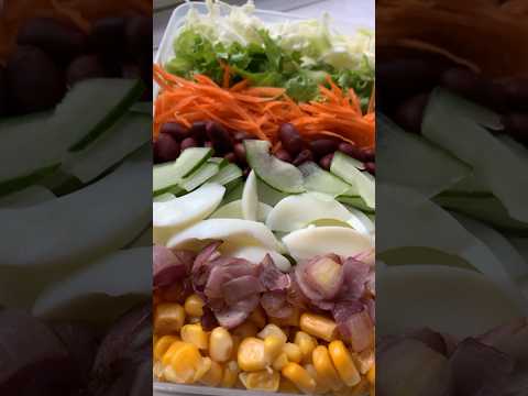 10 Ingredients Nigerian Salad So Yum!😍 #augdailyshorts #shortsafrica #formatsonshorts #shorts