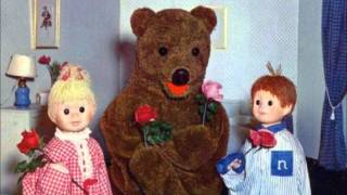 Bonne nuit les petits- Hop ! voilà mon échelle -Mon rosier a quatre fleurs-Chanson de Nounours Bonne nuit les petits- Hop ! voilà mon échelle -Mon rosier a quatre fleurs-Chanson de Nounours