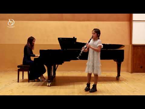 F. J. Gossec - Gavote & I. Tsacheva - Rachenik, performed by Elisaveta Tsacheva - clarinet