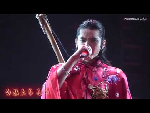 KRIS WU - TİAN Dİ ([Live Performance]Alive Tour in Chongqing)