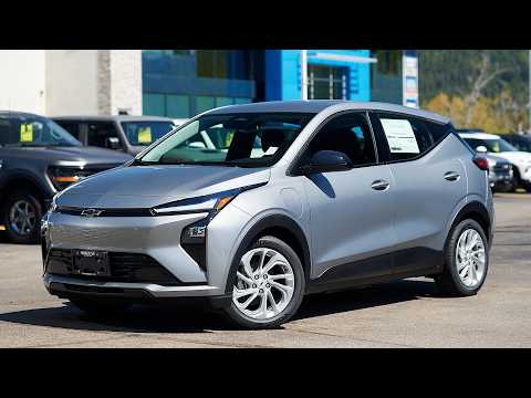 2027 Chevrolet Bolt FWD 4dr LT in Gray for sale at Salmon Arm Chevrolet Buick GMC in Salmon Arm, BC