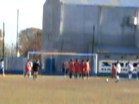 Golazo de Ciruelo de tiro libre, 2 a 1 ameghino