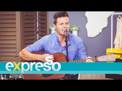 Elivs Blue performs "Langs Jou" LIVE!