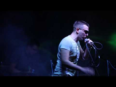 Versado - Ne treba da voliš me  @Dođi na Amfi 7