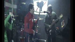 Indecent-ez   -   en su conciencia