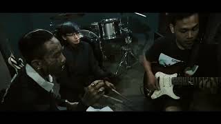 Download lagu TOGETHER WITH FRIENDS - RAS INGGI & Fly Away (Freedom Song) mp3