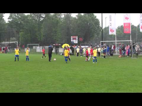 Schoolvoetbaltoernooi 2014 - Prins Bernhardschool Groep 6