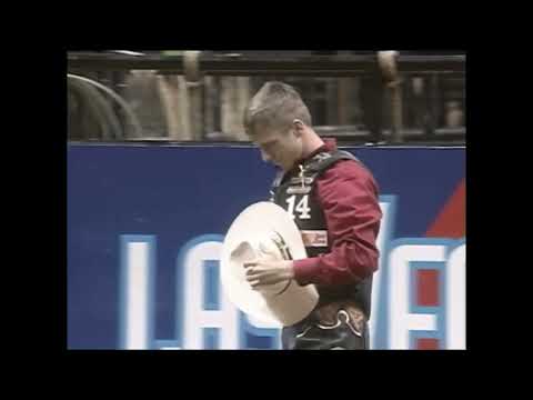 In Law bucks Justin McBride - 00 PBR Grand Rapids