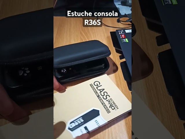 Vídeo relacionado con LT Easiyl 4 Piezas Protector de Pantalla de Consola de Juegos de Compatible con R36S R35S RGB20S