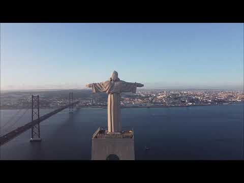 DJI Mavic Mini Drone crashs into „Cristo Rei“ in Portugal