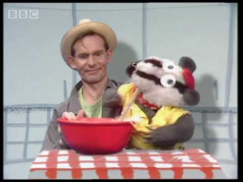 Bodger and Badger Intro (1989)