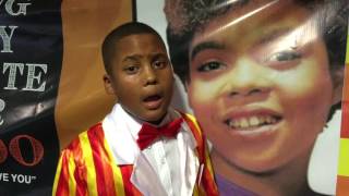 Ricardo's son sings "I Love you Daddy"