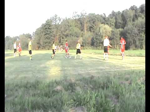 Korona Brzeźnica - Promień Mikluszowice 04.09.2011