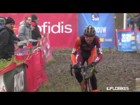 Rider Loses Shoe At GP Soudal Hasselt