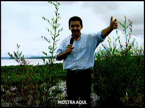 Sérgio Ricardo participa de mutirão e retira lixo da Baía de Chacororé, em Barão de Melgaço