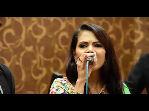 Me Ahasa Pura Tharuka Aran | මේ අහස පුරා තාරුකා අරන් | Shashika Nisansala Live Music