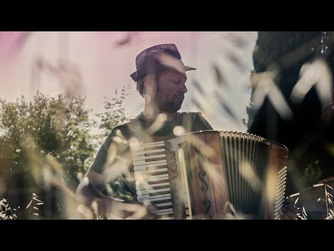 Quadro Nuevo with Tim Collins: Before Your Eyes Were Open