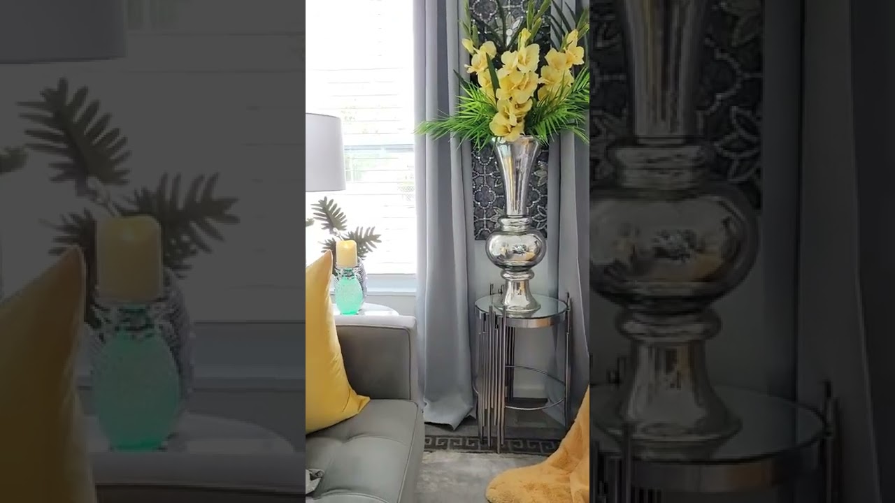 Yellow Living Room Ideas and Inspiration