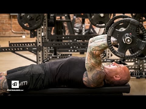 How To Do The Lying Triceps Extension Exercise |  Jim Stoppani, Ph.D.