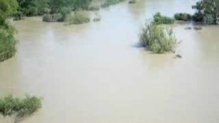 preview picture of video 'creciente rio sabinas'