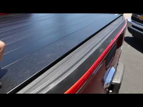 Ford Ranger Retractable Truck Bed Cover: RetraxPRO XR
